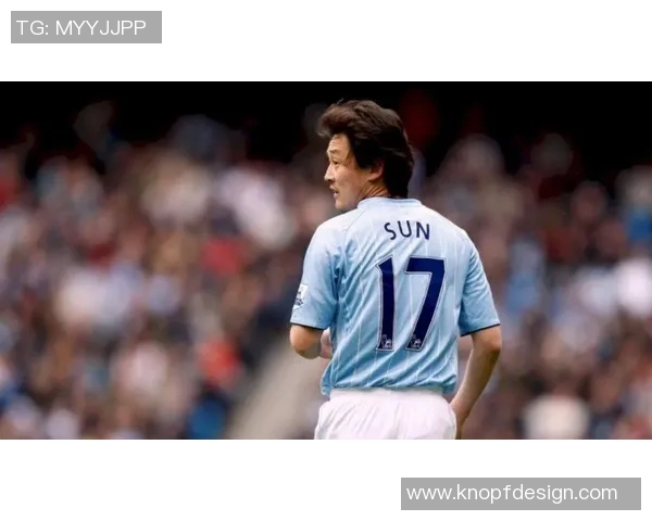 2008年曼城与曼联巅峰对决回顾：激情四溢的曼彻斯特德比战